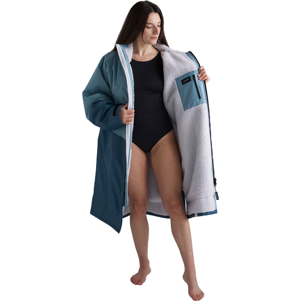 2026 Dryrobe Advance Long Sleeve Changing Robe DALSV3 - Blue / Light grey